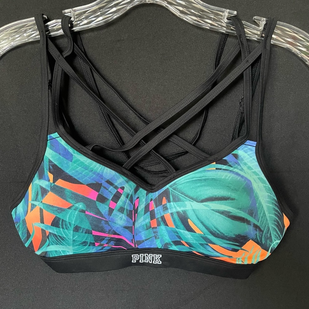 PINK Ultimate Sports Bra